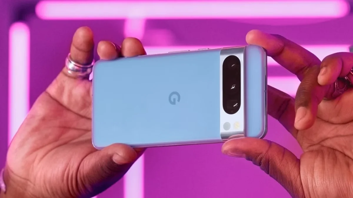 Google Pixel 8 - Gemini Nano