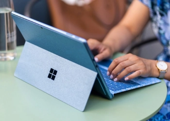 Microsoft surface pro 10