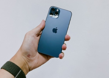 Apple acusada de monopólio