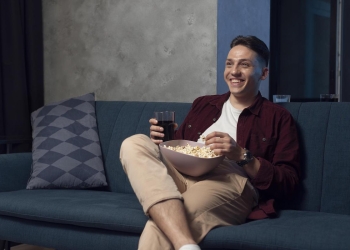 Cinema em casa: sete dicas para montar um home theater completo