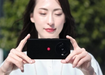 Leica smartphone