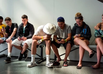 Europa smartphones 16 anos