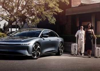 Lucid air pure rwd (2)