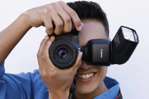 Speedlite EL 10 Lifestyle 20240314 USE5233 TecheNet Speedlite el 10 lifestyle 20240314 use5233