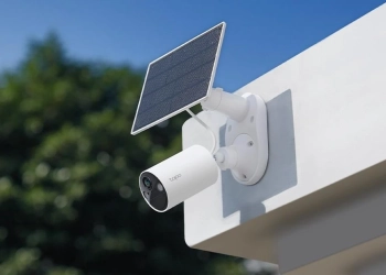 Tapo tc82 kit: uma câmara de segurança com bateria e painel solar