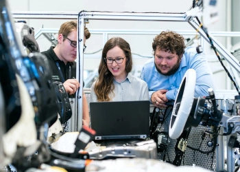 Revolut tem 5 bolsas de €5. 995 para futuras engenheiras