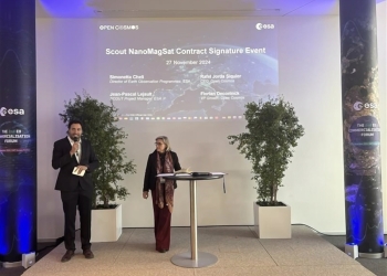 Open cosmos e esa firmam contrato de 35 milhões para missão nanomagsat