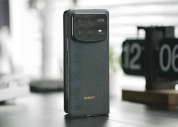 Xiaomi smartphone dobráveil