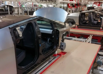 Tesla cybertruck produção