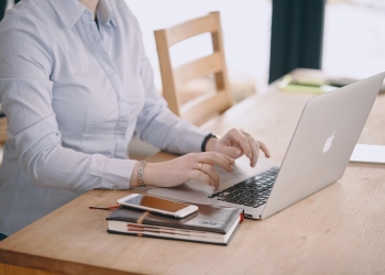 Parceria promove igualdade de género no setor tecnológico