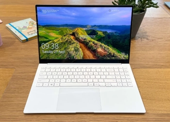 Samsung galaxy book apple music