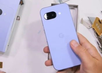 Google pixel 9a - jerryrigeverything