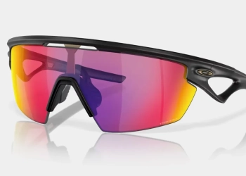 Oakley meta