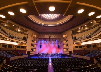 Coliseu porto ageas recebe grandes clássicos da broadway