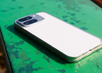 Google pixel 10 pro fold qi2. 2 (2)