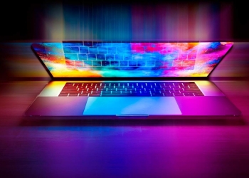 laptop 5673901 1280 TecheNet Portugal digital: novas oportunidades para o setor de entretenimento online