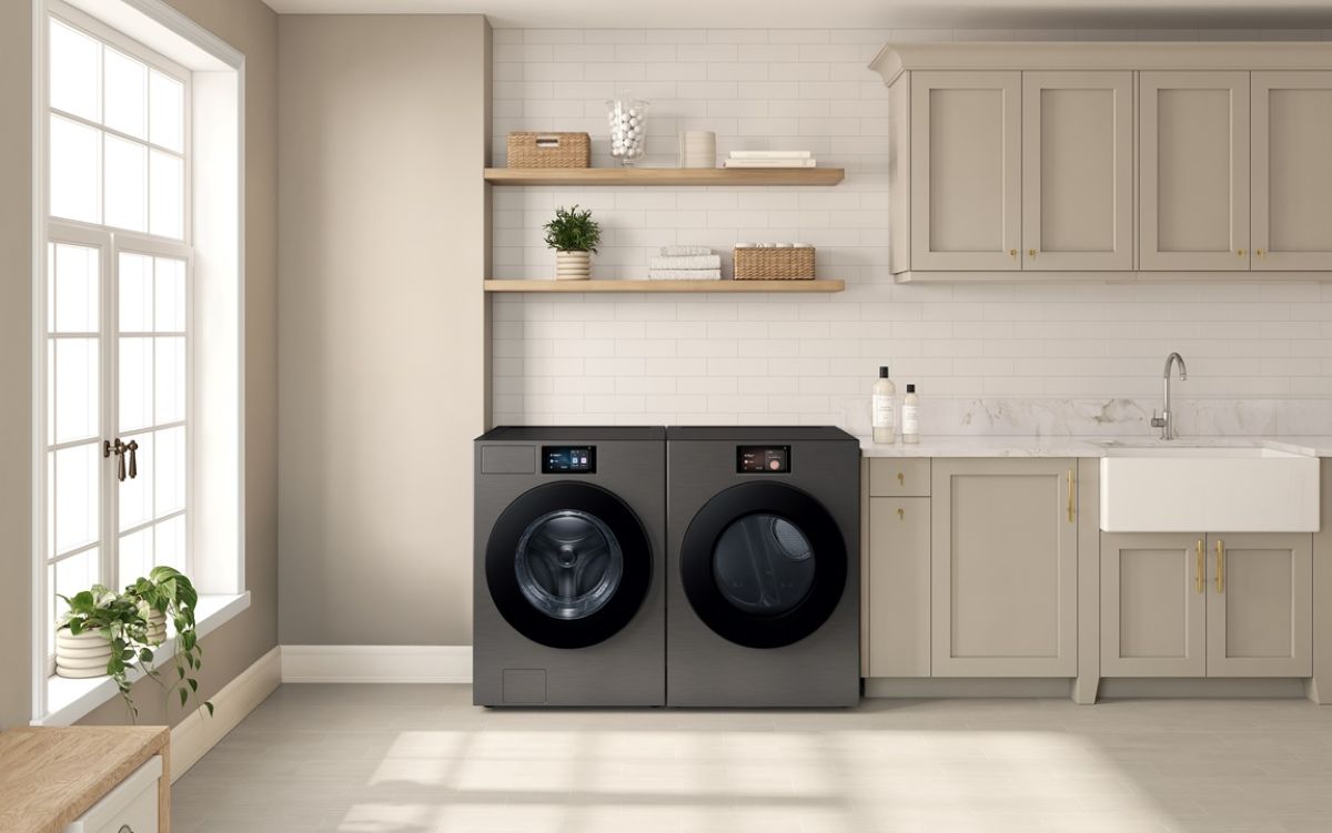 A-65% bespoke ai washer and bespoke ai dryer pair