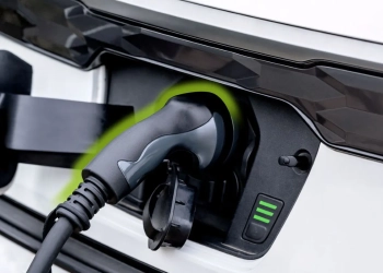 Carregadores e cabos ev da brennenstuhl chegam a portugal