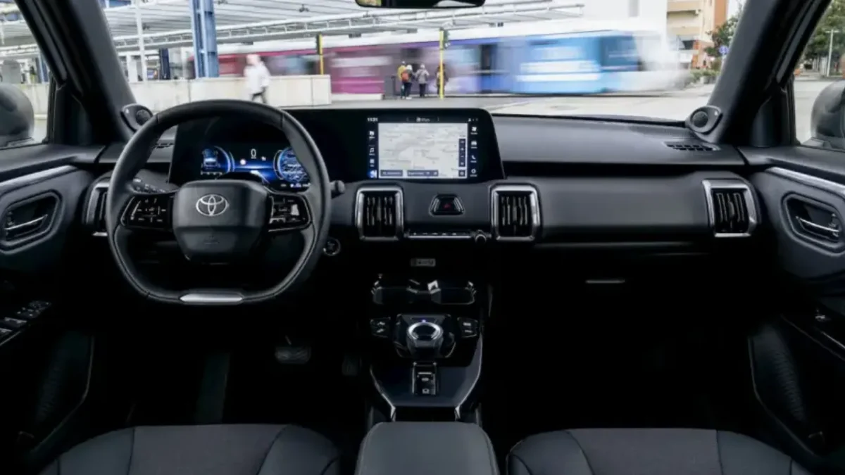 Toyota urban cruiser ev (2)