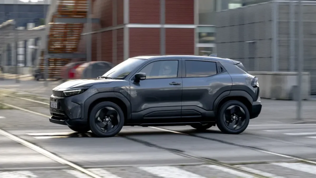 Toyota urban cruiser ev (3)