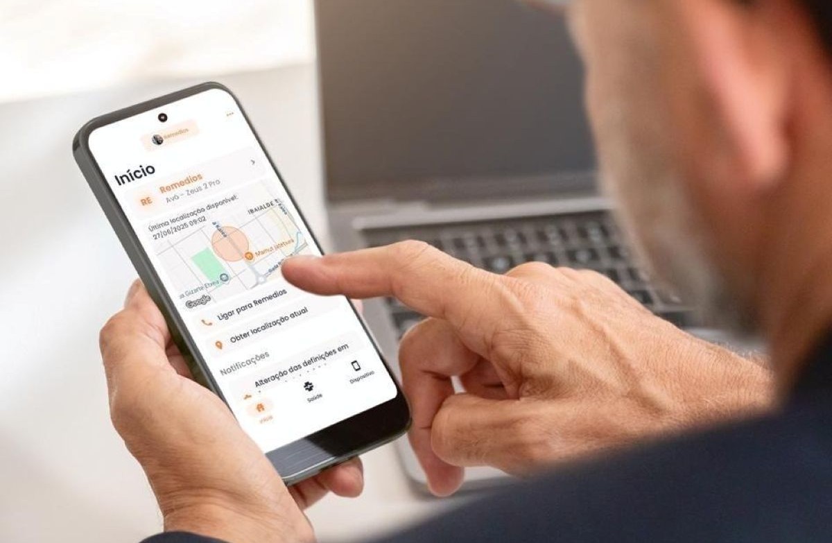ZEUS 2 PRO ZEUS 2 PRO TecheNet Zeus 2 pro: o novo telemóvel para séniores da spc