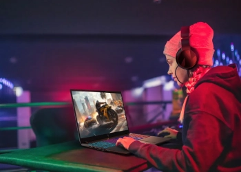 Acer Nitro V 16S TecheNet Acer nitro v 16s