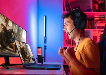 Acer Nitro V 16S AI ANV16S I51 Lifestyle 01 TecheNet Acer apresenta novos portáteis de gaming