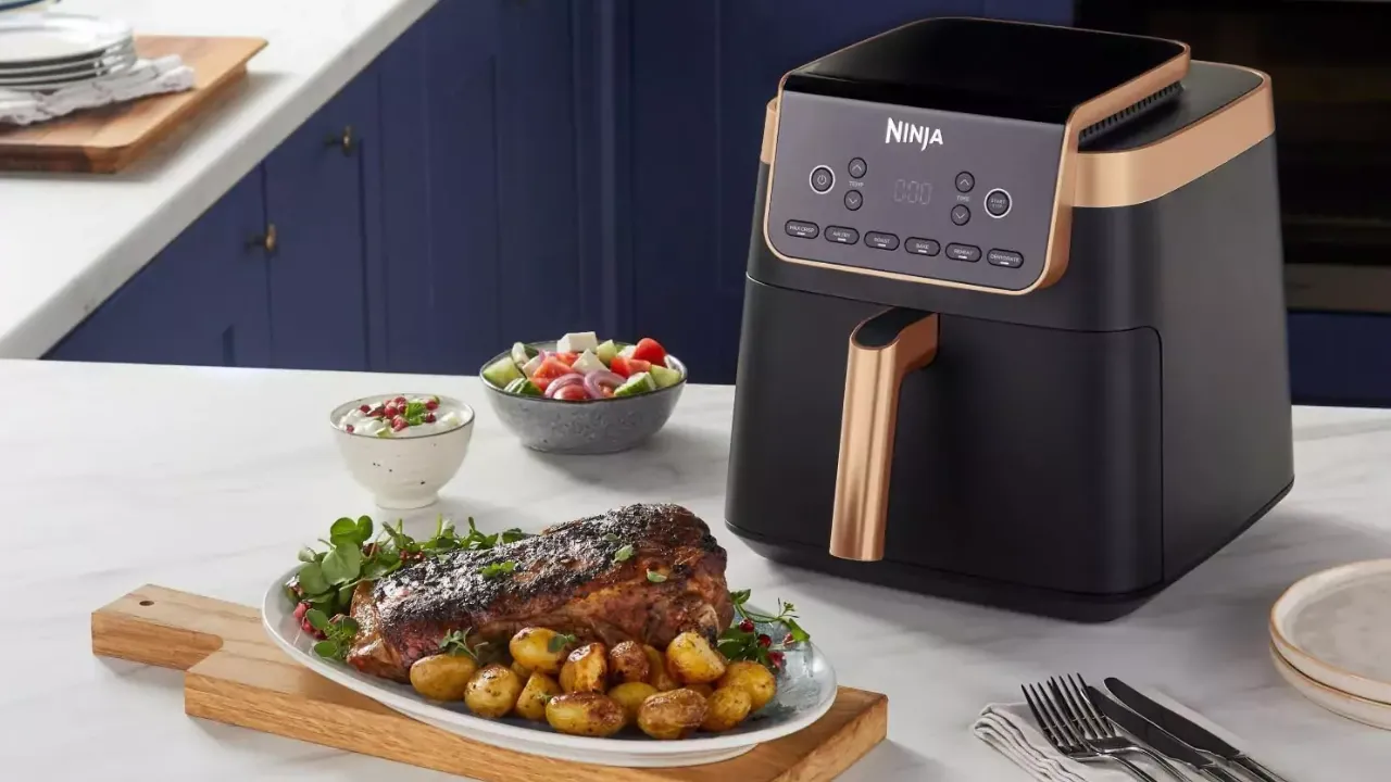 Ninja MAX PRO: a Air Fryer de 6.2L cai para 84€ na Amazon