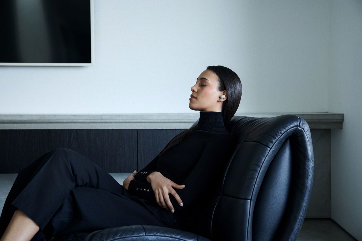 Wf1000xm6 platinumsilver premiumsound large