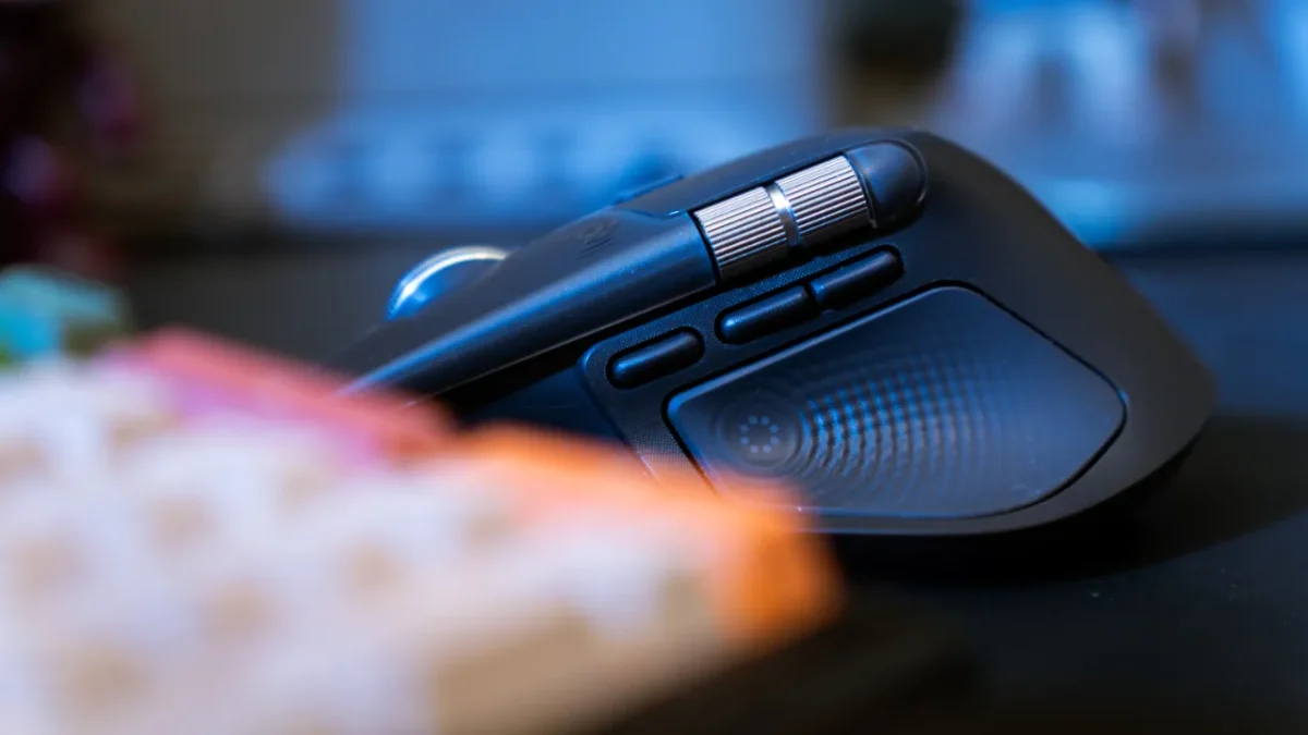 Logitech MX Master 4 8 TecheNet Logitech mx master 4 (8)