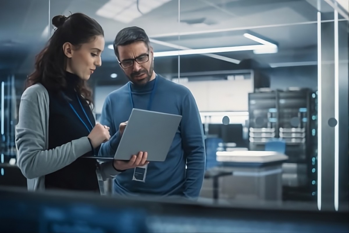 Mitel expande portfólio de comunicações com ia para setores críticos