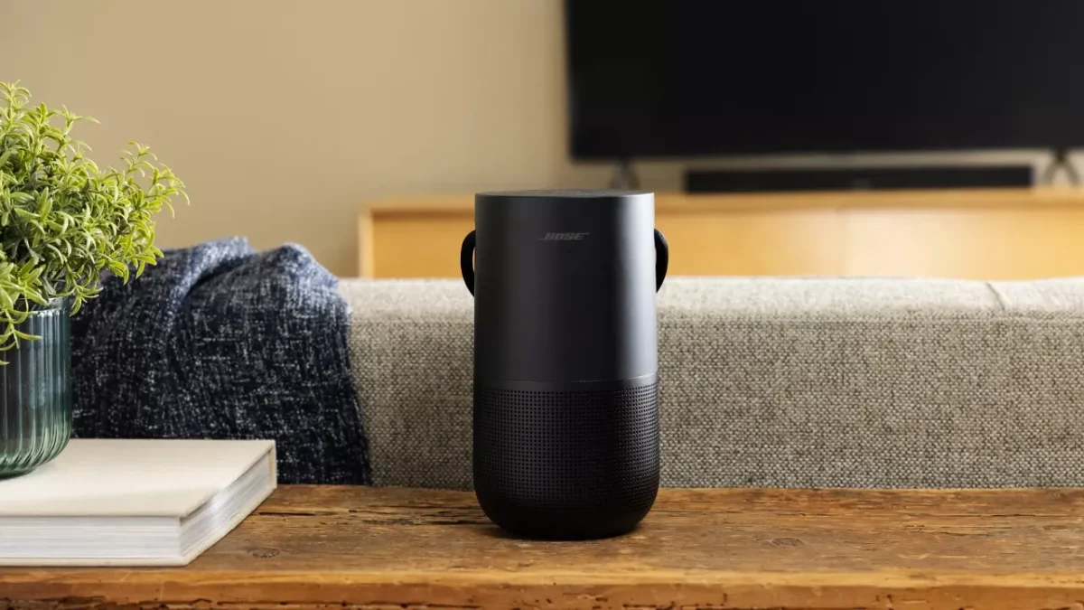 Bose portable smart speaker (2)