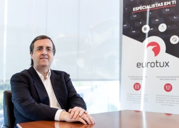 Eurotux lança eˣ para transformar empresas com ia em 14 dias