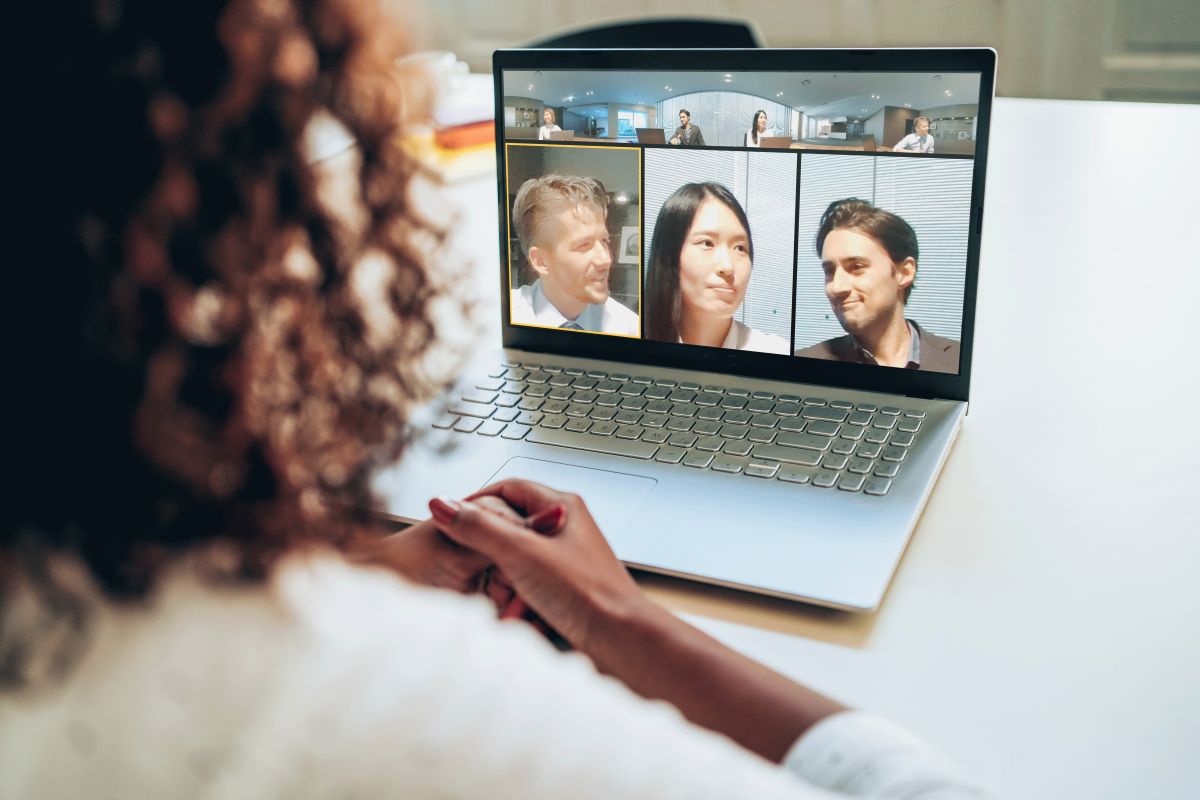 Ricoh meeting hub 360 12 ricoh meeting hub 360, trabalho híbrido, videoconferências