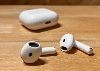 Apple airpods 4