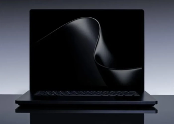 Microsoft surface laptop ultra