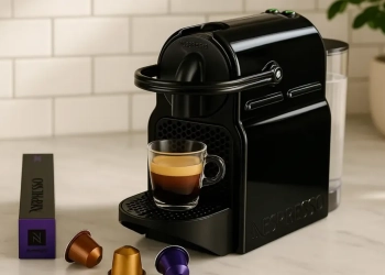 Nespresso de'longhi inissia en80. B