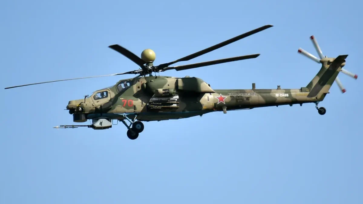 Drone Ucrania Helicoptero Russia drone, helicóptero, rússia, Ucrânia TecheNet Drone ucrânia - helicóptero rússia
