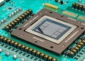 Chip de ia da openai supera blackwell em testes