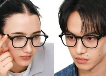 Rayneo ar smart glasses