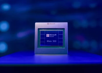 Microsoft prepara instalação em massa do azure maia 300