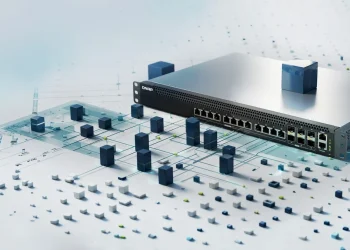 Qnap qsw-m5218 combina portas 10gbe com uplinks 25gbe